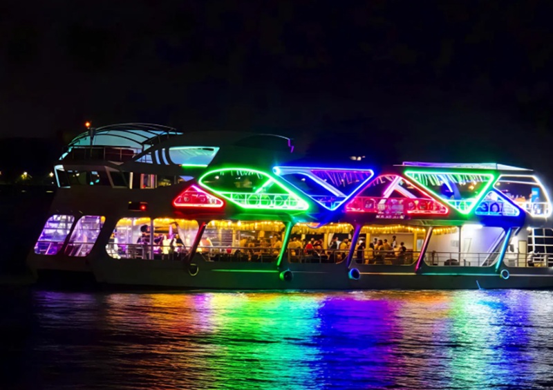 Paradise Dinner Cruise